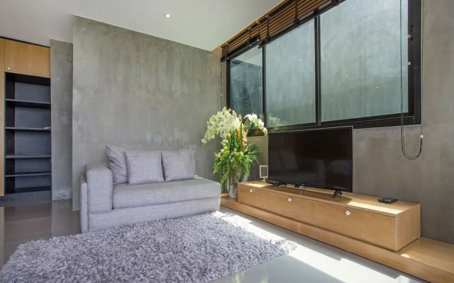 Scenic Green Hill Views 4BR Villa Jeanny
