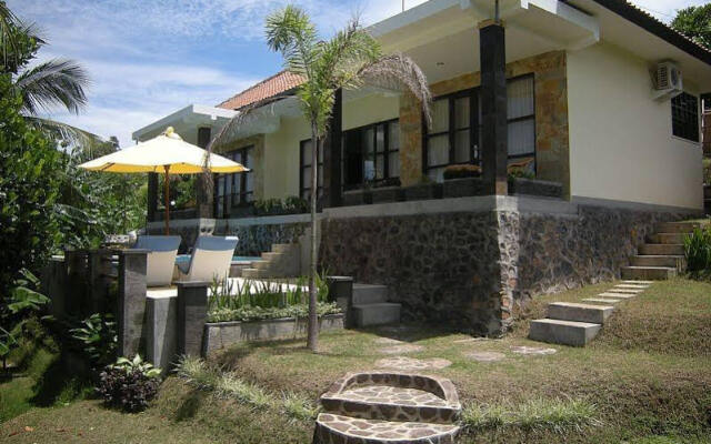 Villa Bukit Lovina