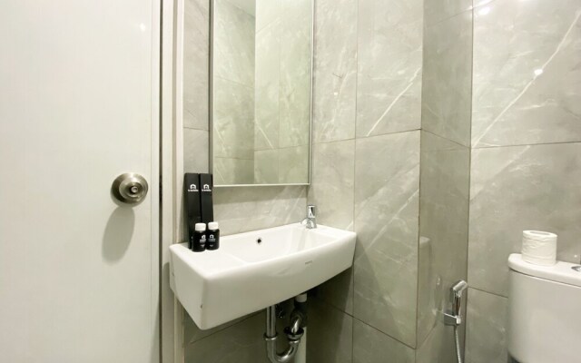 Compact And Comfortable Studio Sayana Bekasi Apartment