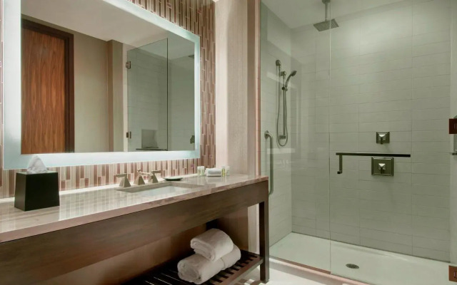 The Westin Phoenix Downtown