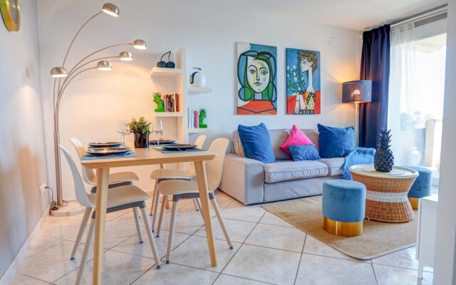 Palma Fiesta Apartment by Hello Apartments Sitges