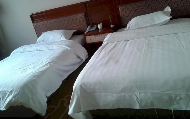 Chengde Bifeng Hotel