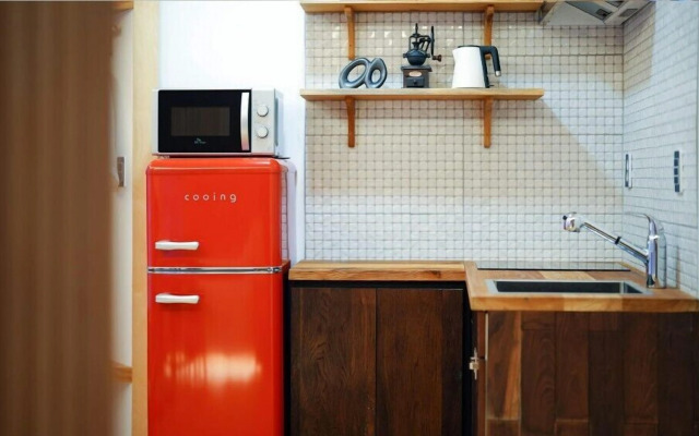 Groove-in Cafe Pension