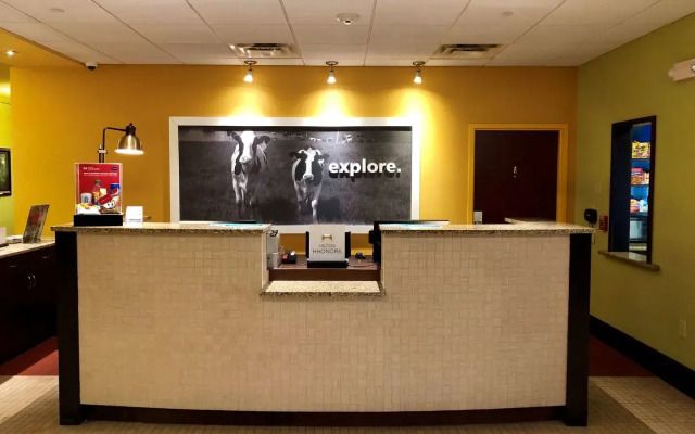 Hampton Inn & Suites Woodstock, VA