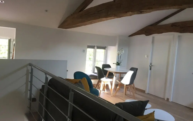 Gîte des Charmilles /La Maison des Gardes