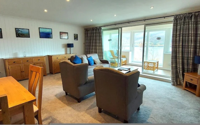 Loch Rannoch Highland Club Red Deer Lodge 03