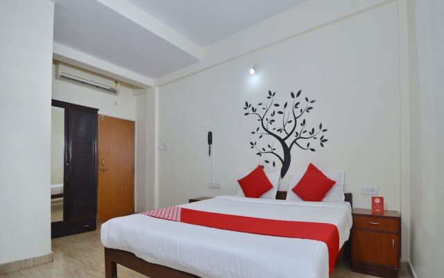 OYO 833 Hotel Prince Santosh Holiday Homes