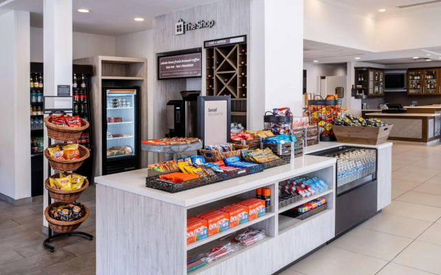 Hilton Garden Inn Bakersfield
