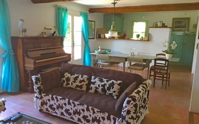 Spacious and peaceful house with terraces and garden in Grimaud - Welkeys