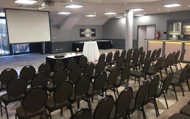 Van Der Valk Hotel Charleroi Airport