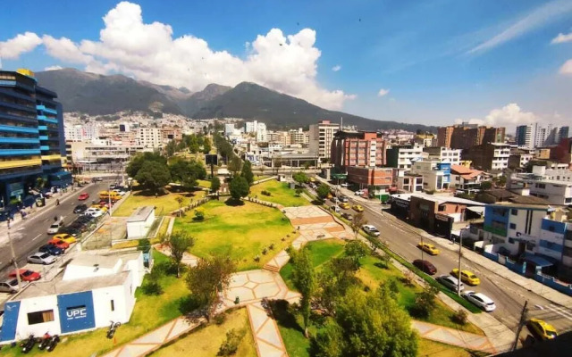 Val Hotel Santamaria Quito