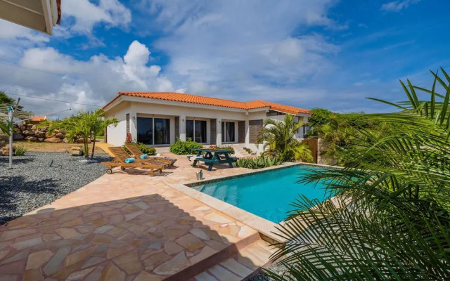 Caribbean Charm Serene Santa Lucia Sunny Pool