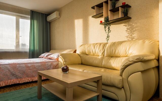 Апартаменты на улице Родионова 165к12