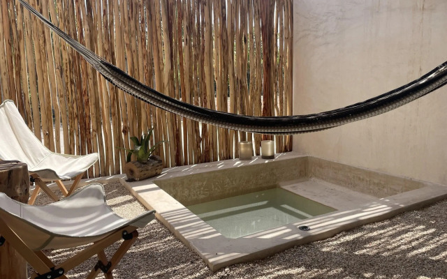 Dos Mares Barefoot Luxury
