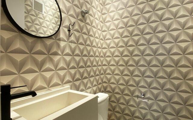 Apartamento 2 suítes - 650m da Rua Coberta