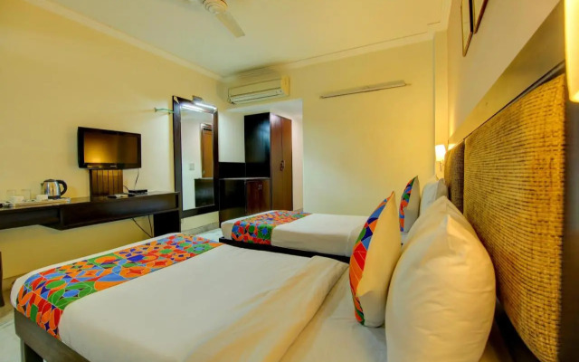 Fabhotel Staywell