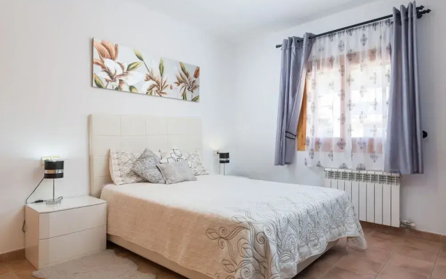 Solluna in Mallorca With 4 Bedrooms and 3 Bathrooms