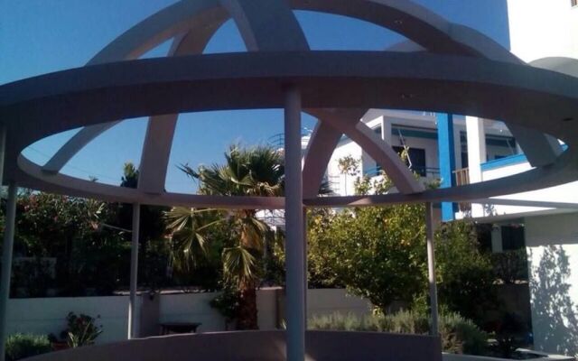 Hotel Omiros