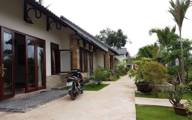 Nhat Huy Bungalow