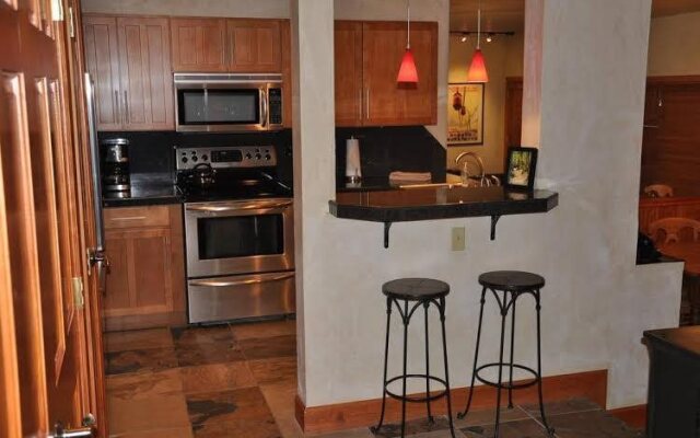 Pitkin Creek Condominiums