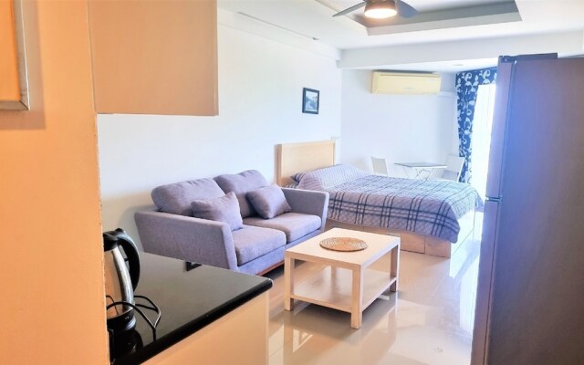 "sea View Apartment on Jomtien Beach Pattaya"