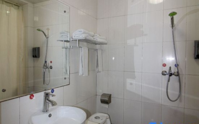 Youdian Hotel – Bathroom – Yantai