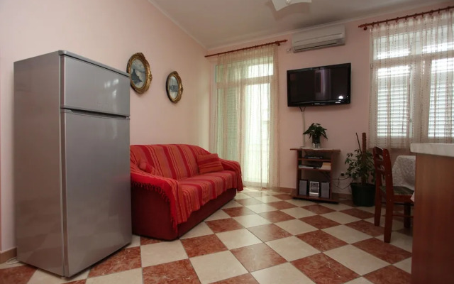 Split Apartments Peric