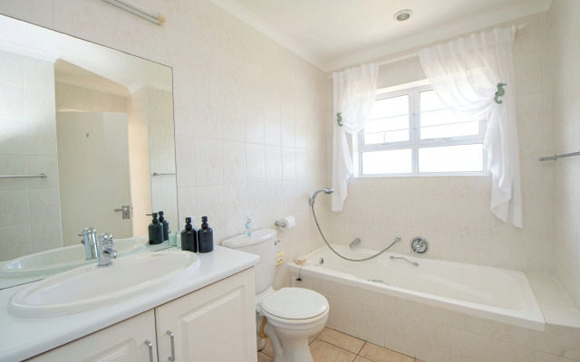 Thanda Vista - Bed and Breakfast