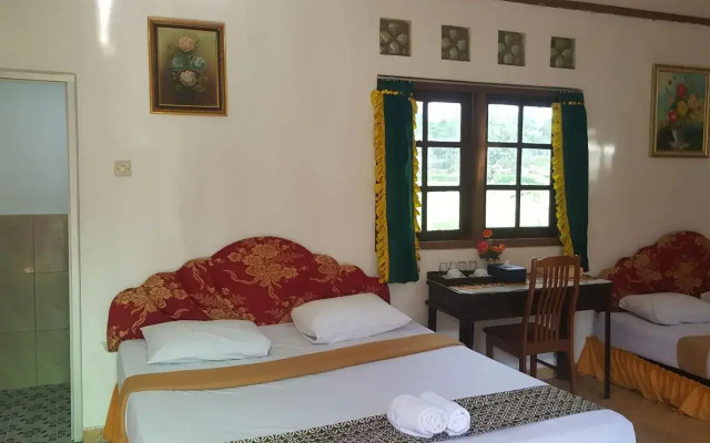 Putri Duyung Guest House