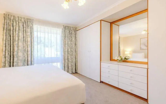 Seaview Heights by the BnB Collection