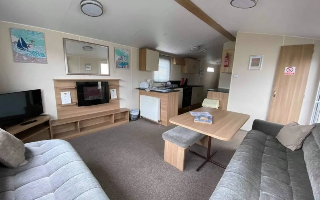 2-bed Self Catering Caravan in Millom