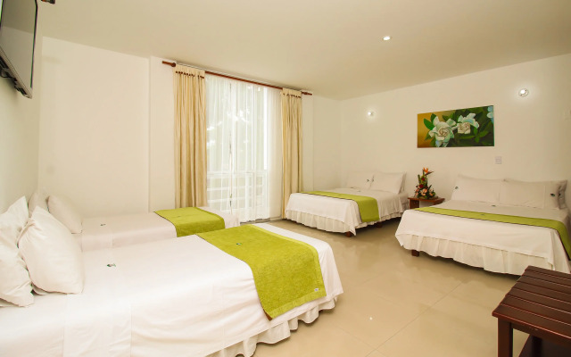 Hotel Imbanaco