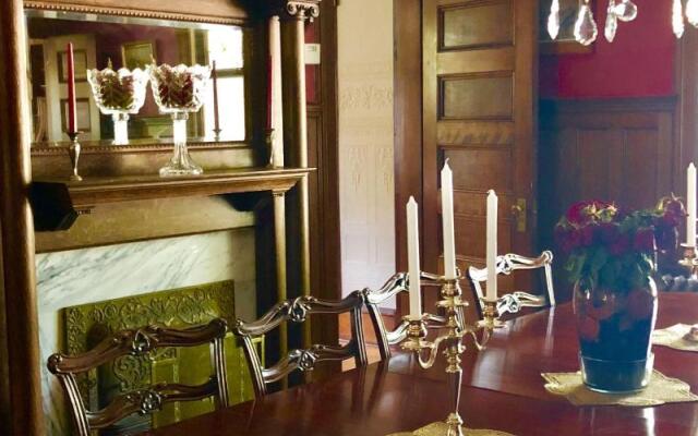 1000 Islands B&B – The Bulloch House