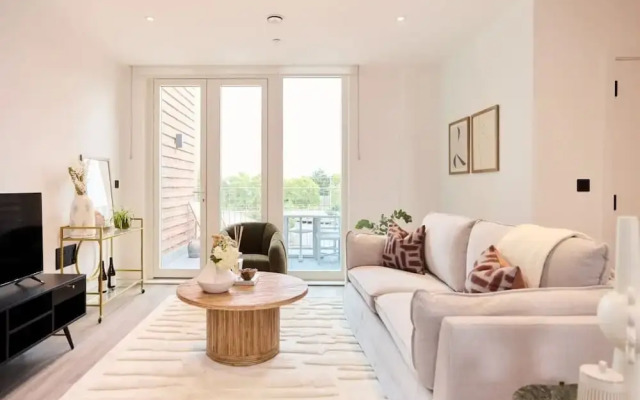 The Tottenham Paradise - Ravishing 2bdr Flat With Balcony