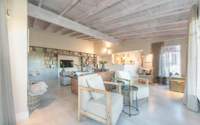 Amberhall Guesthouse