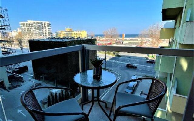 Seaside Apartment 505A