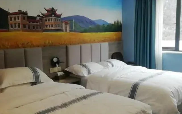 Kangding Xinduqiao Yunxuan Star River Hotel