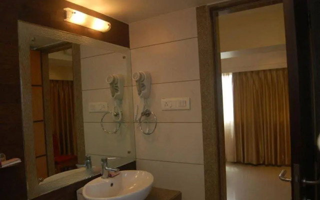 Hotel Grace Residency