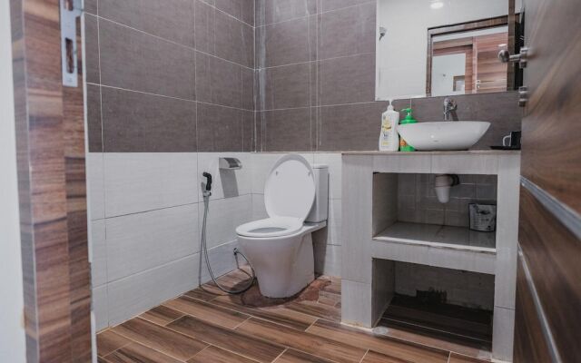 RedDoorz Premium @ Permata Baloi Green