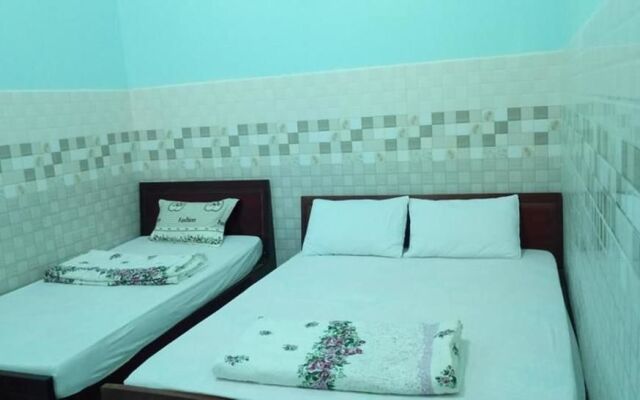 Vinh Lan Guesthouse