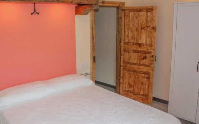 A Charming Stay in Casola in Lunigiana