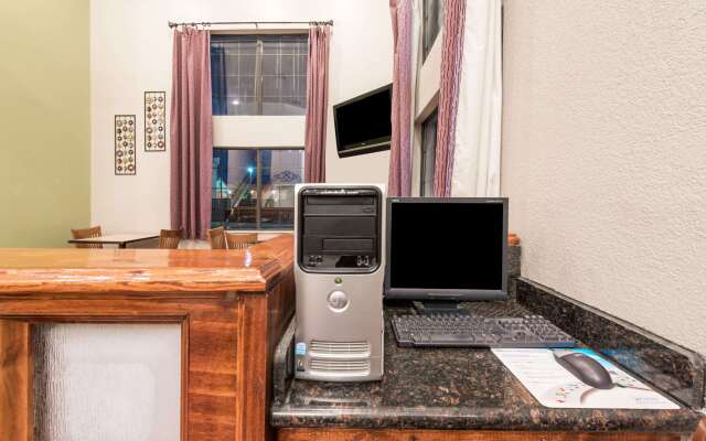 Days Inn by Wyndham Waco Near Downtown/University
