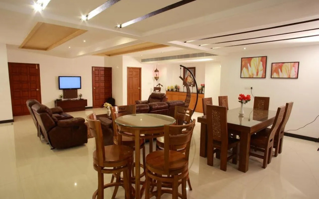 Phils Residency & Banquets