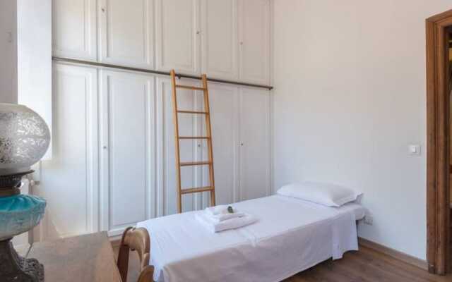 RSH Pantheon Enchanting Terrace