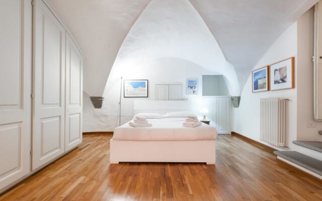 Short-let Florence Pontevecchio Suite