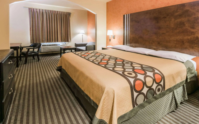 Econo Lodge Beaumont I-10 South