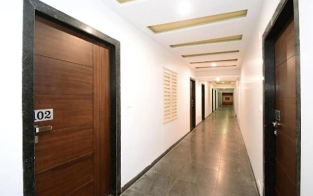 Crimson Park Shripriya Hotel