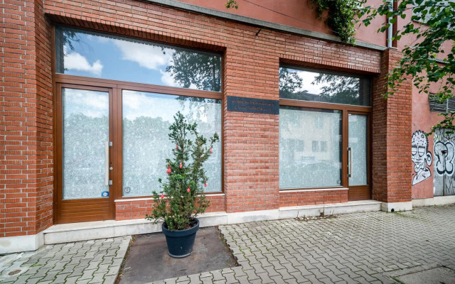 Bulhotel house with garden