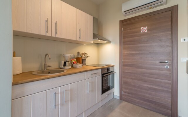 Luxurious Suites Elegance