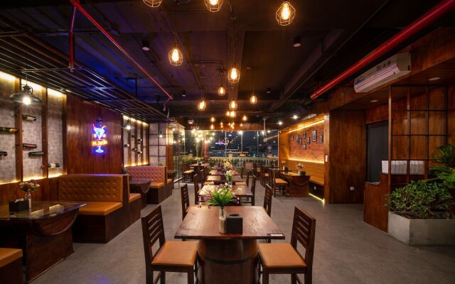 Bao Hung Hotel and Apartment